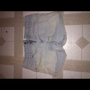 women’s shorts; 5/6